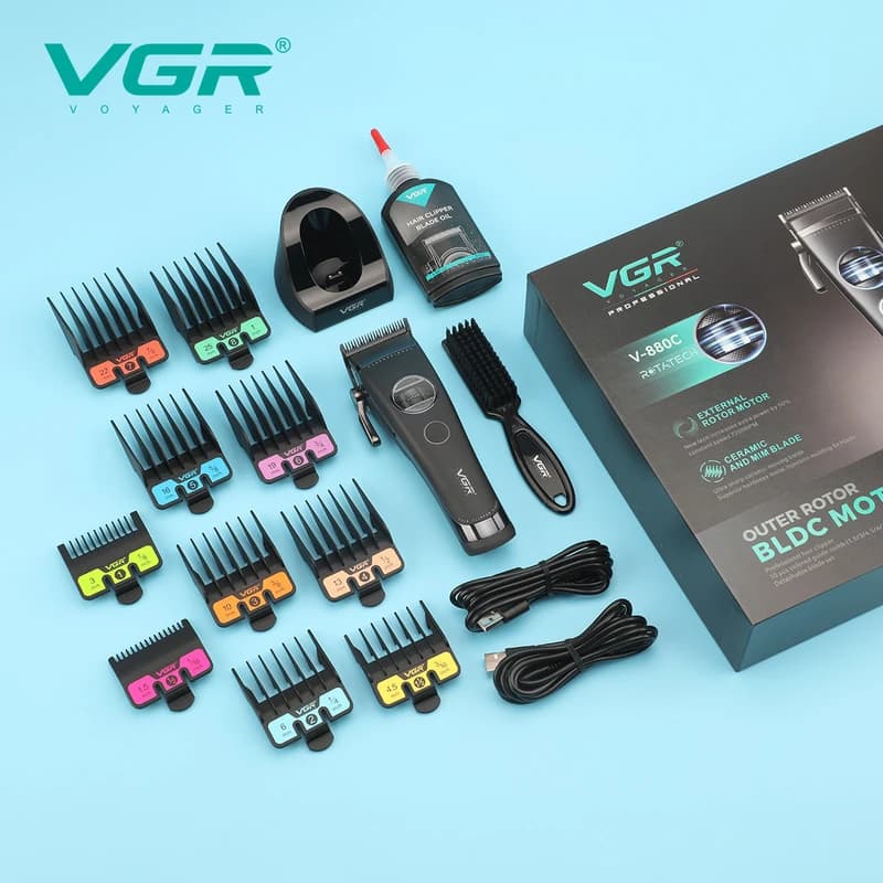 Акумуляторна машинка для стрижки (clipper) VGR V-880C BLACK, EXTERNAL ROTOR MOTOR, MIM BLADE, 11 насадок, док-станція — фото 7