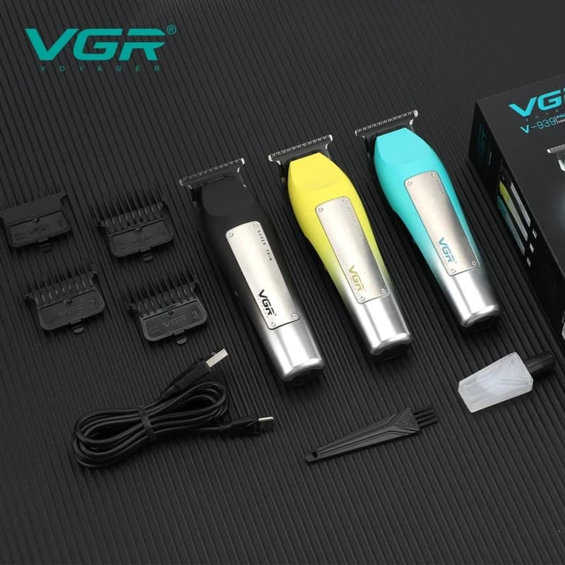Машинка (триммер) для стрижки волосся VGR V-939 BLACK, 4 насадки, LED Display — фото 8